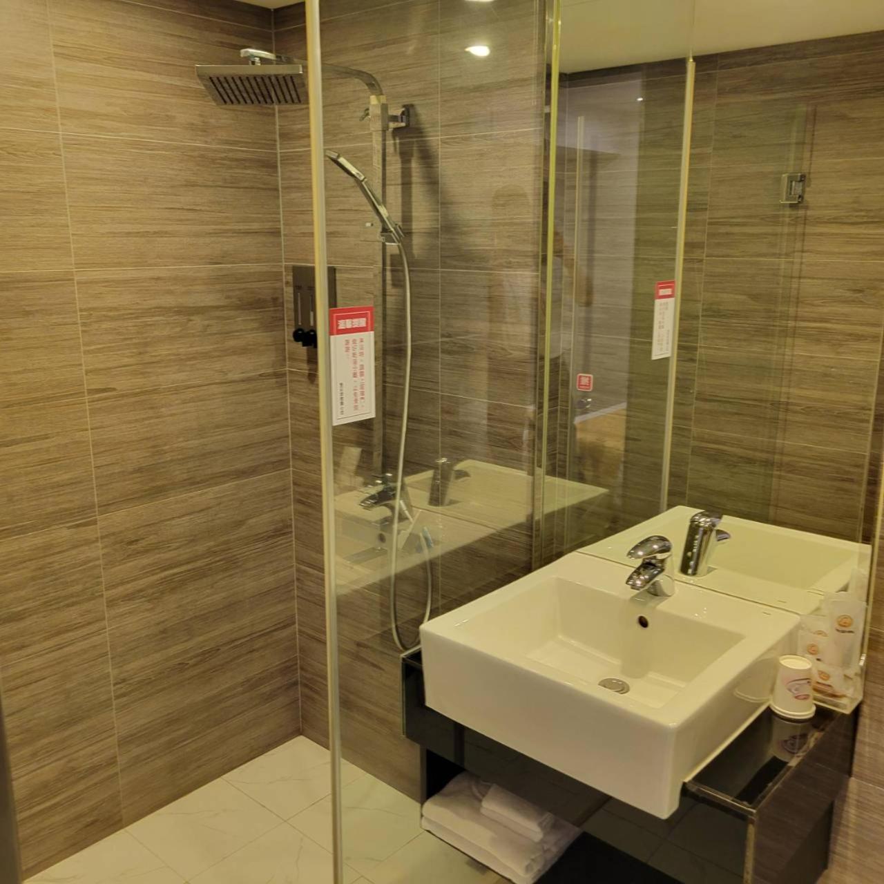 Attic Hotel ไทเป ภายนอก รูปภาพ